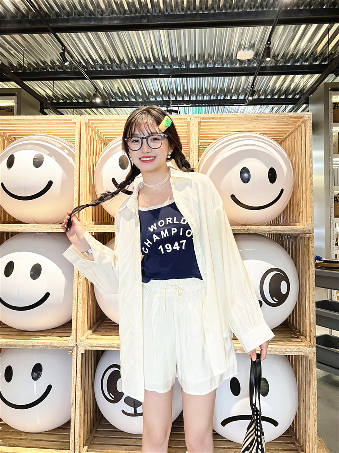 千城时尚集团夏季新品潮流淑女穿搭风格