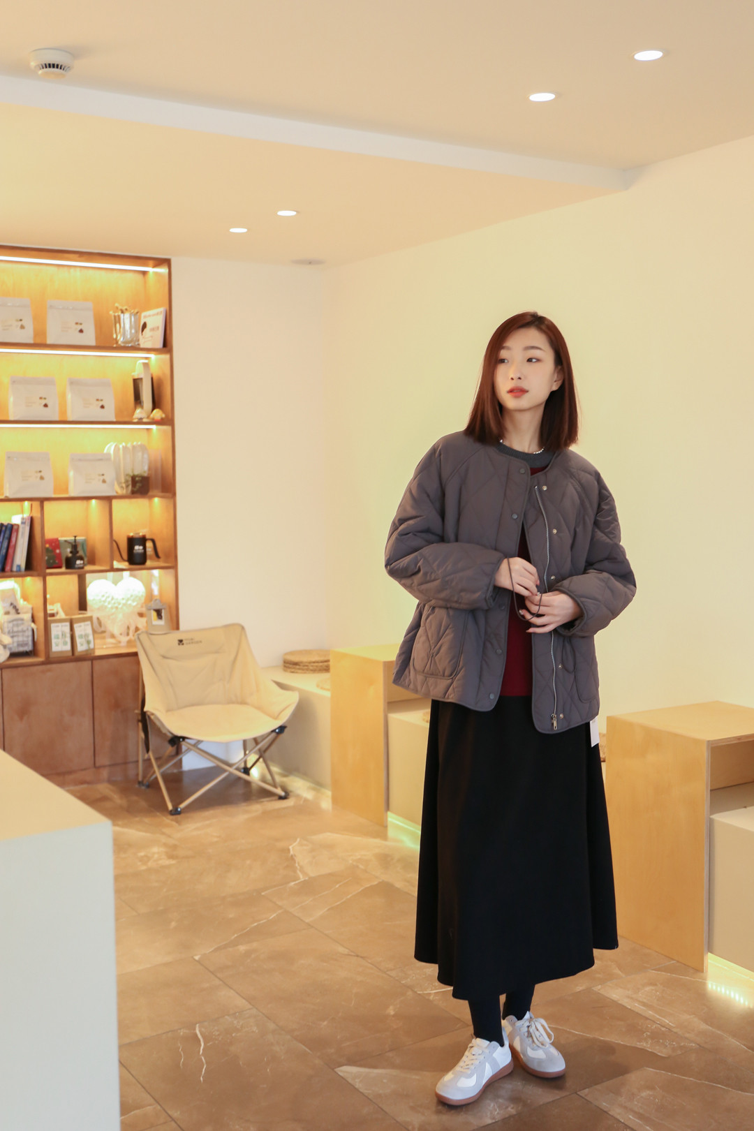 吉林省白城欧亚购物中心白月女装连锁店.jpg