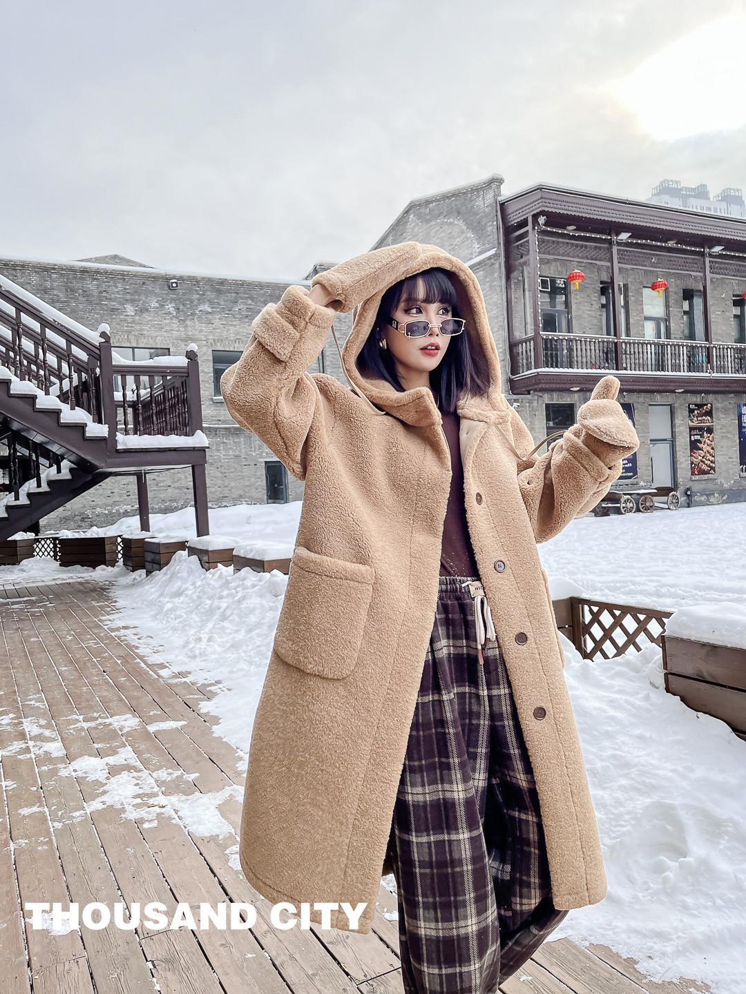 吉林长春市欧亚长新购物中心千城女装店！.jpg