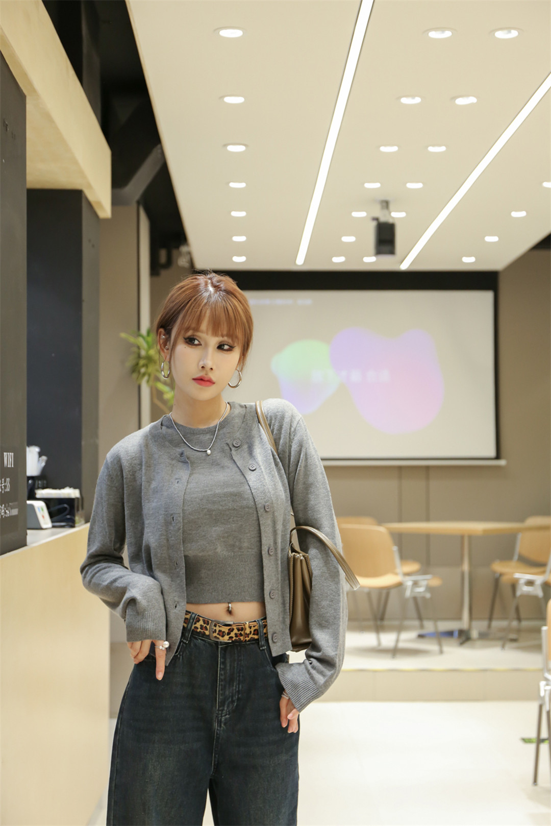辽宁省丹东市振兴区万达广场千城女装店.jpg