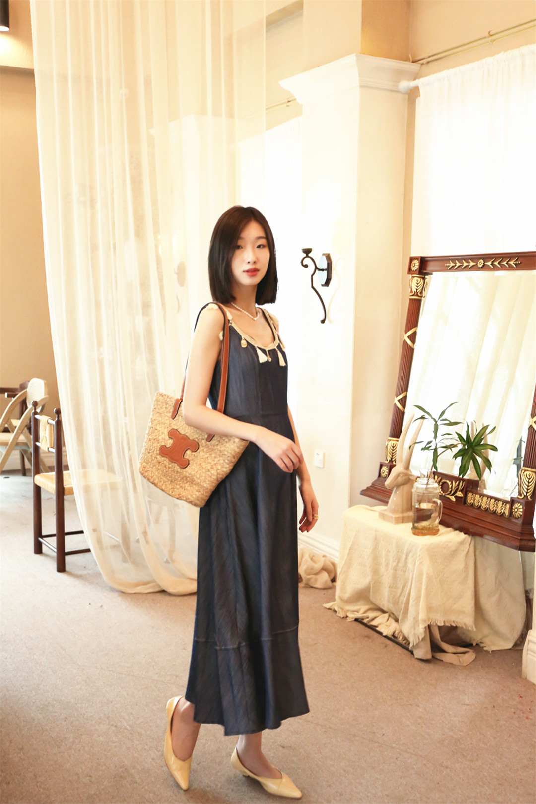 长春市欧亚三环购物中心千城女装连锁店.jpg