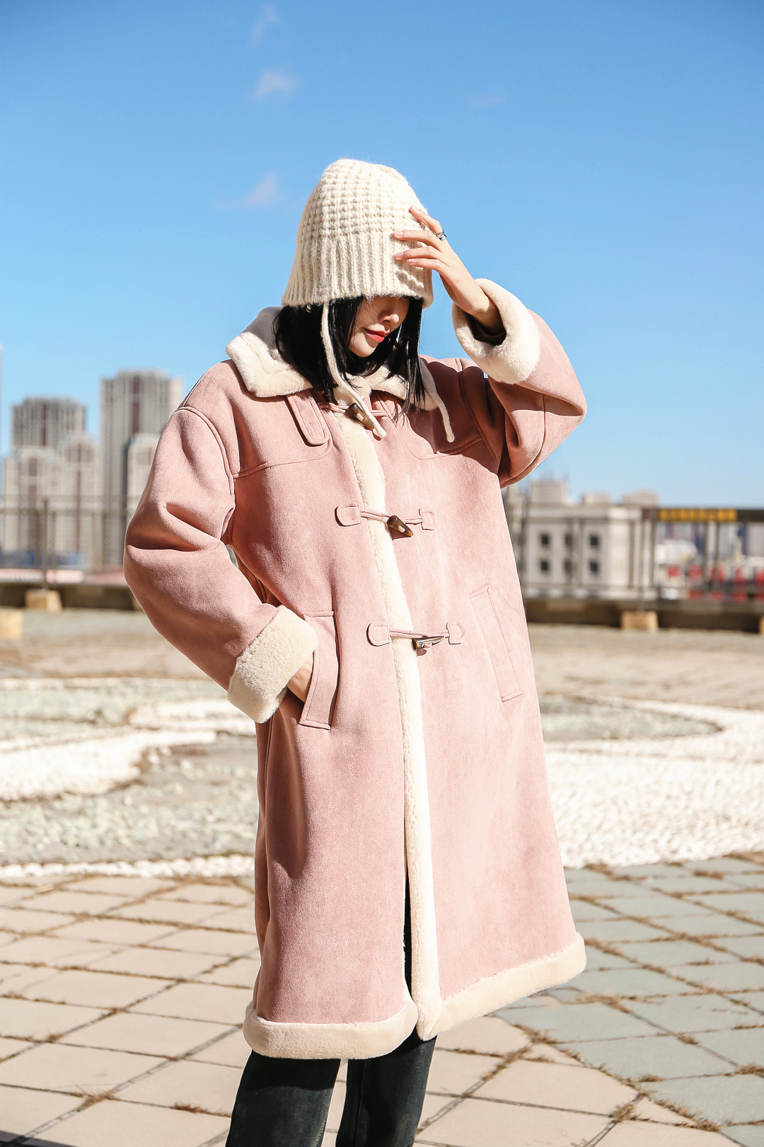 千城时尚女装彰显女性优雅魅力凸显身材