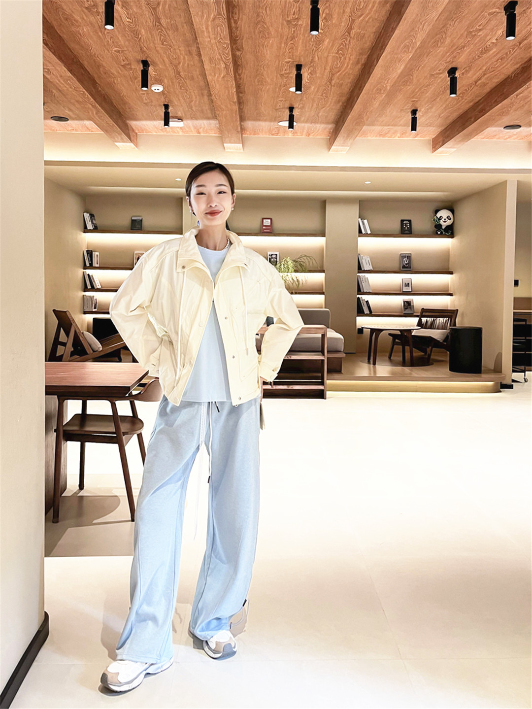 小个子女生穿搭视觉增高的黄金法则秘籍.jpg