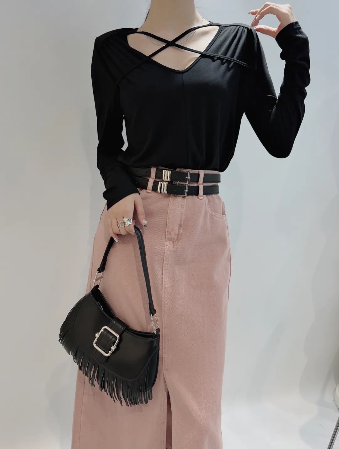 2023年夏季千城潮流女装个性时尚女装流行趋势！