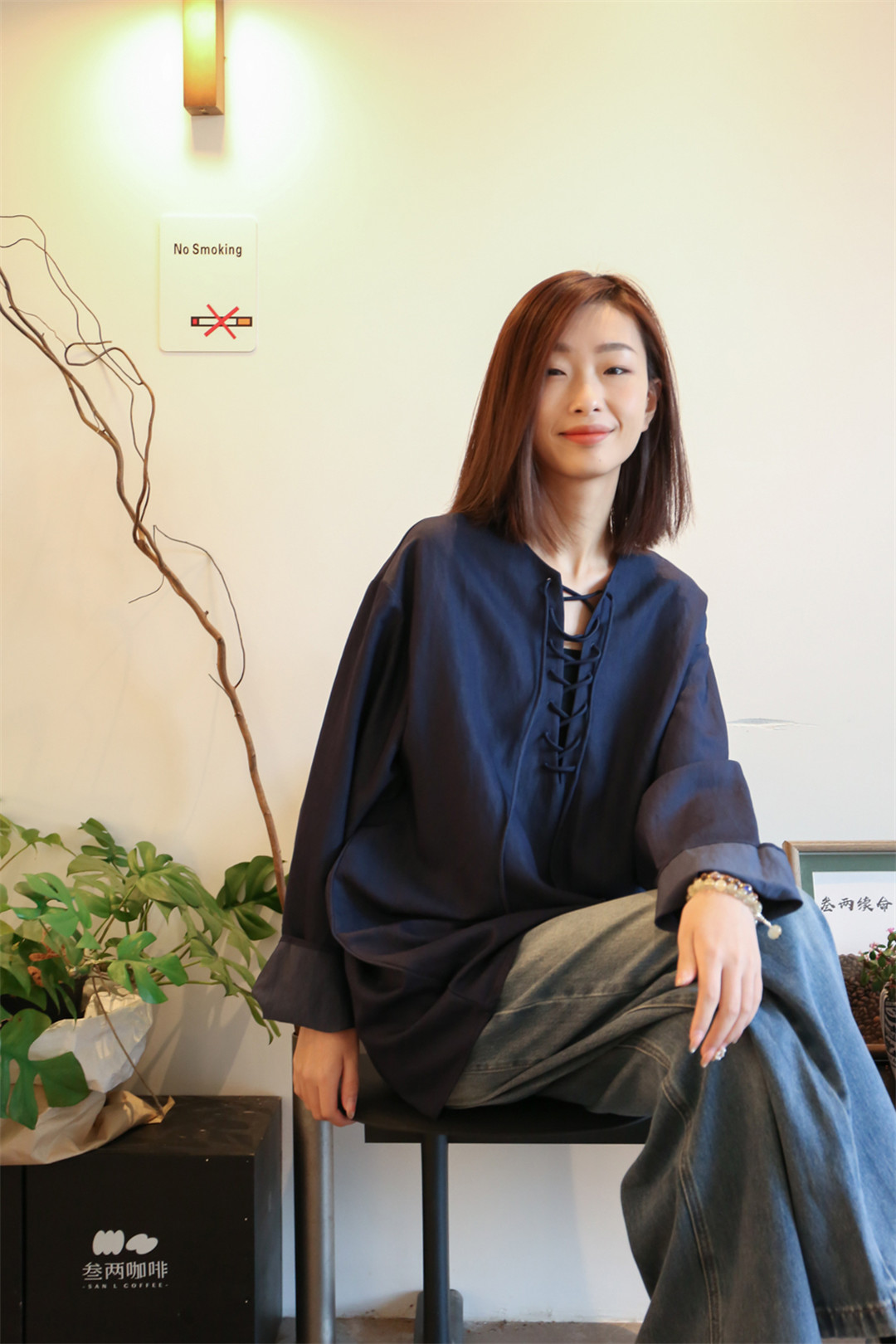 吉林省白城欧亚购物中心白月女装连锁店.jpg