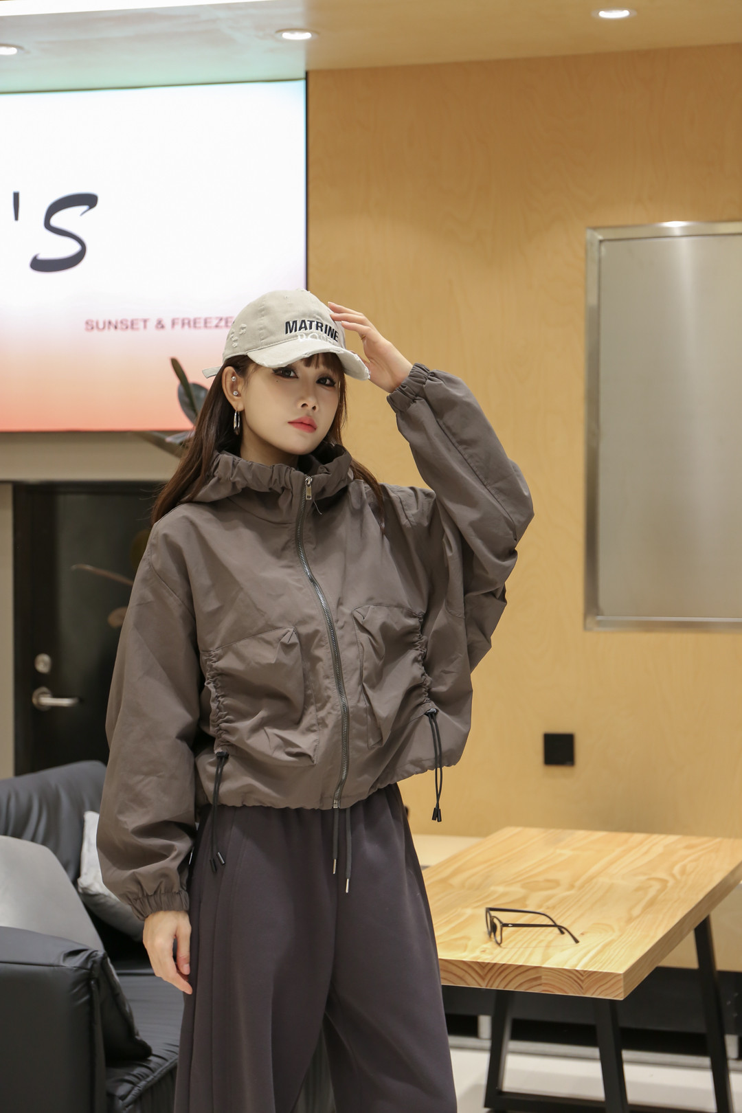 辽宁省锦州市太和区万达广场千城女装店.jpg