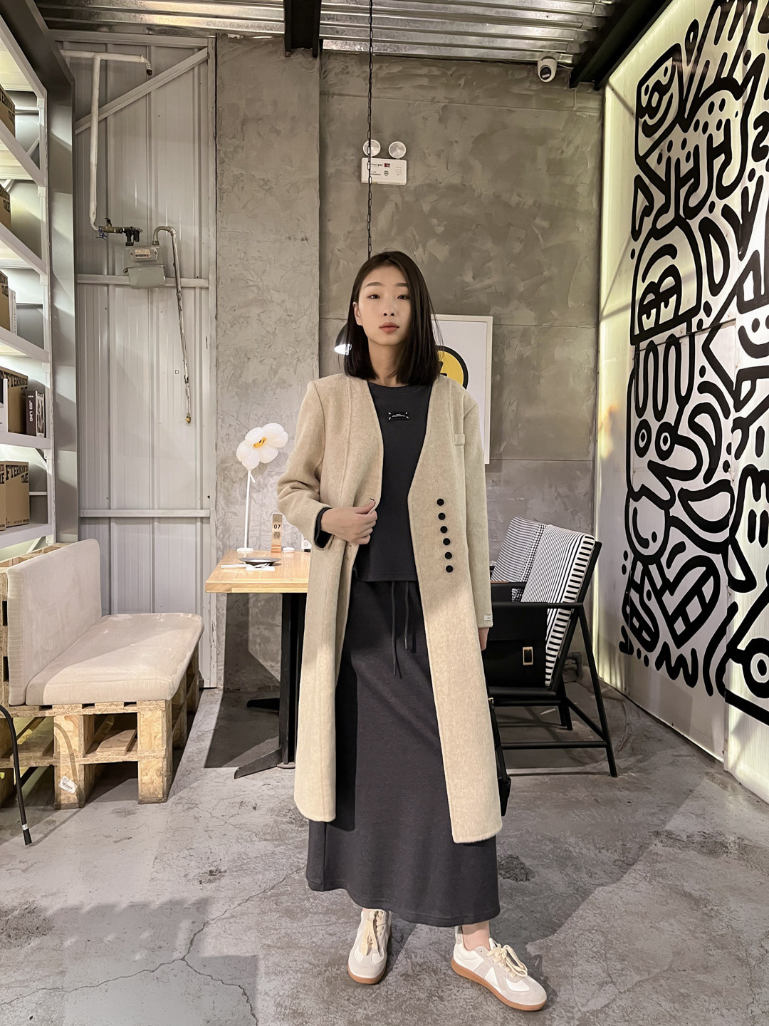 吉林市丰满区吉林大街白月女装欧亚城店.jpg