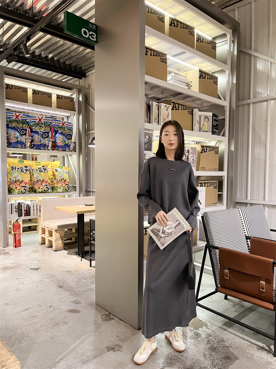 吉林市丰满区吉林大街白月女装欧亚城店.jpg
