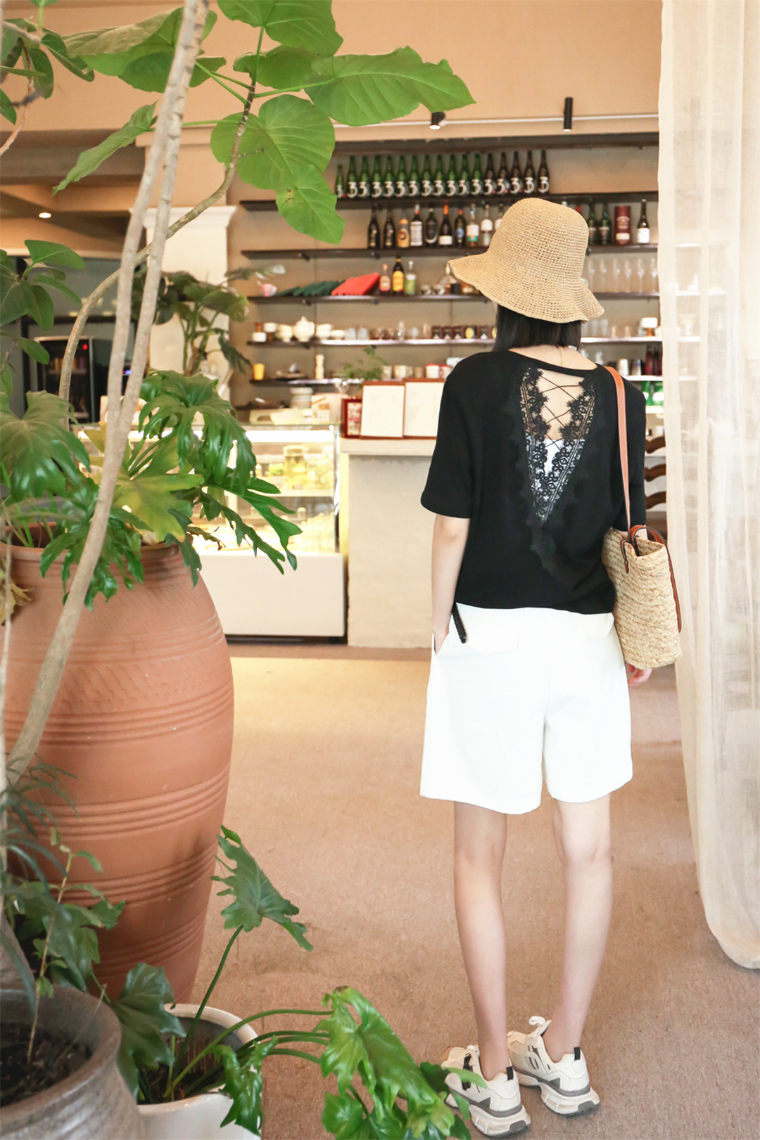 长春市欧亚三环购物中心千城女装连锁店.jpg