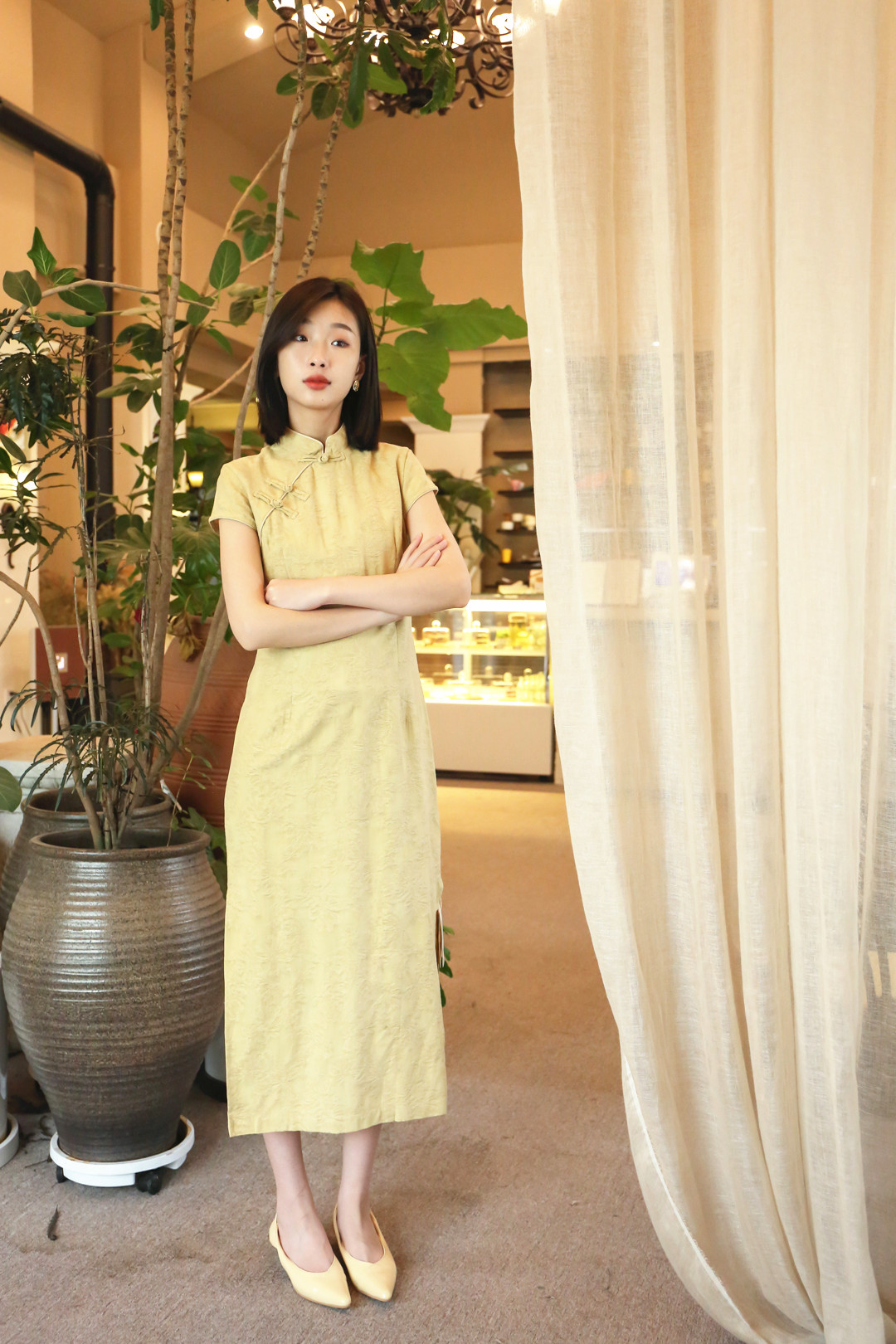 长春市欧亚三环购物中心千城女装连锁店.jpg